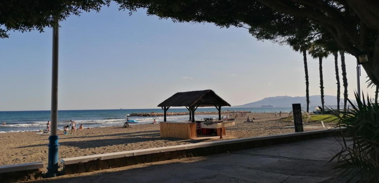 El Palo Cosy, 200 M From The Beach Apartment Malaga Ngoại thất bức ảnh